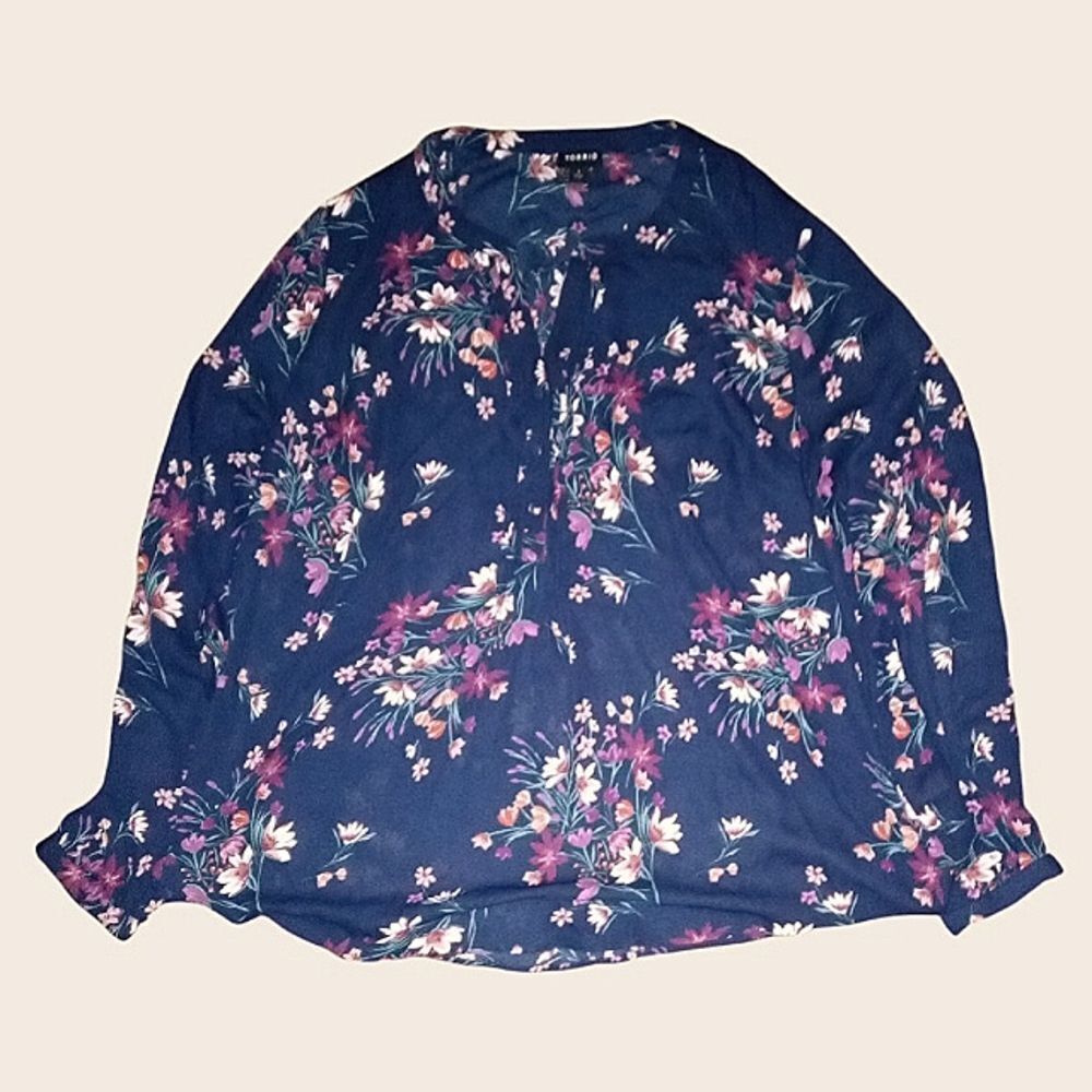 Torrid Lightweight Floral Blouse